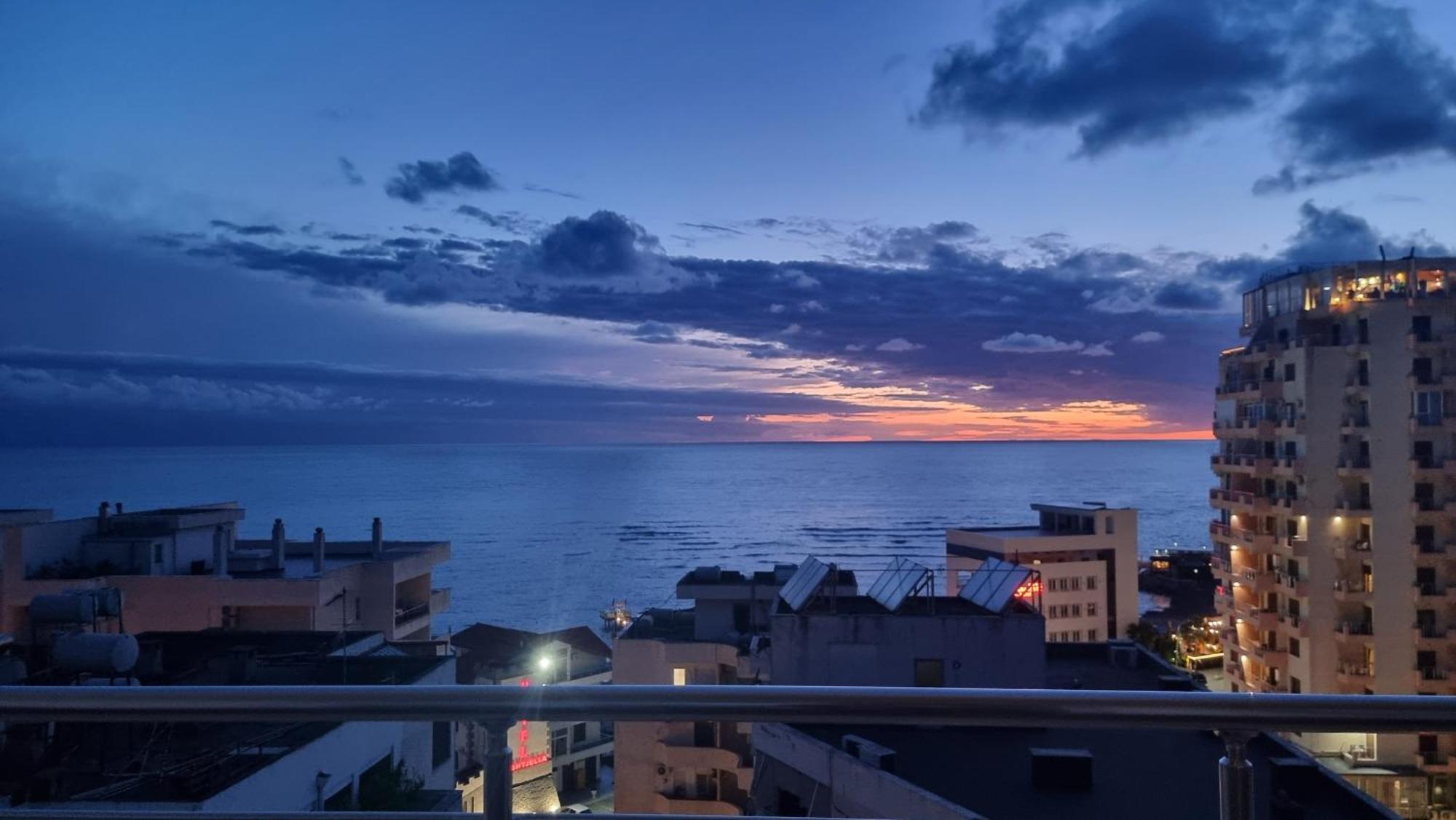 Sunset Seaview Apartment Durrës Exteriér fotografie